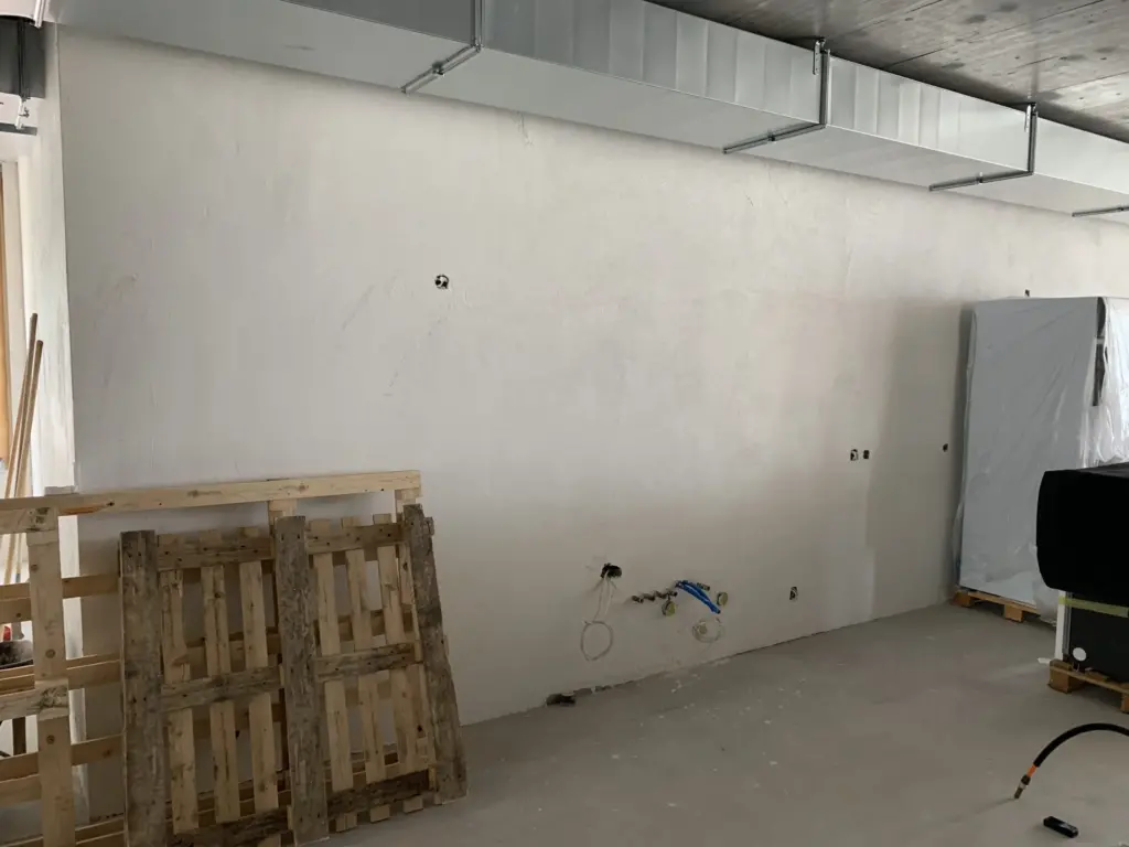 Ansicht der Arbeiten Innenarchitektur und Ladenbau für das Restaurant K-One in Dürnten bei Rüti ZH.